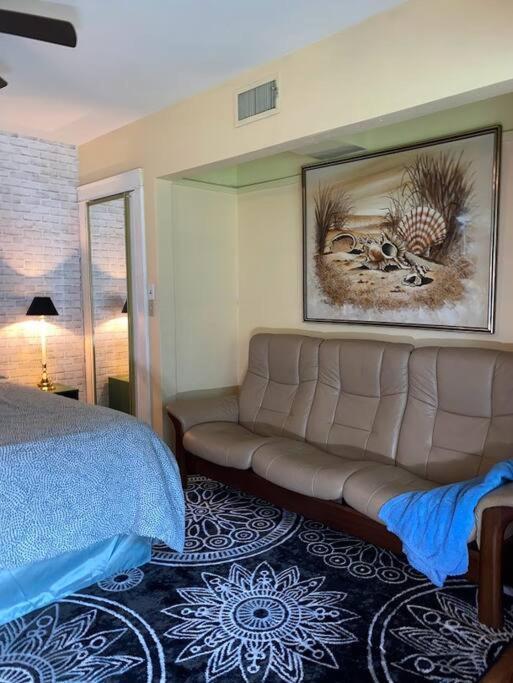 Cozy Home, King Bed, 3 Bedrooms,Close To Downtown Beaches Towncenter 傑克遜維爾 外观 照片