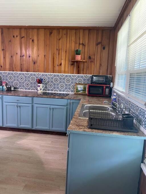 Cozy Home, King Bed, 3 Bedrooms,Close To Downtown Beaches Towncenter 傑克遜維爾 外观 照片