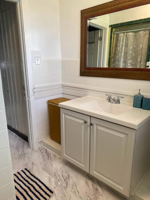 Cozy Home, King Bed, 3 Bedrooms,Close To Downtown Beaches Towncenter 傑克遜維爾 外观 照片